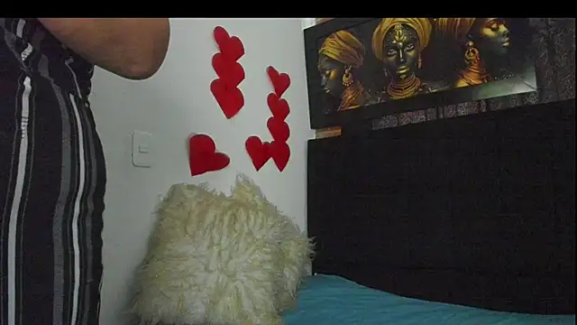 Snapshot of Evaaross_2345 chatting on 02.24.25 Evaaross 2345 online show from 02.24.25