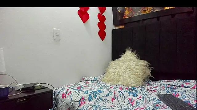 Snapshot of Evaaross_2345 chatting on 03.21.25 Evaaross 2345 online show from 03.21.25