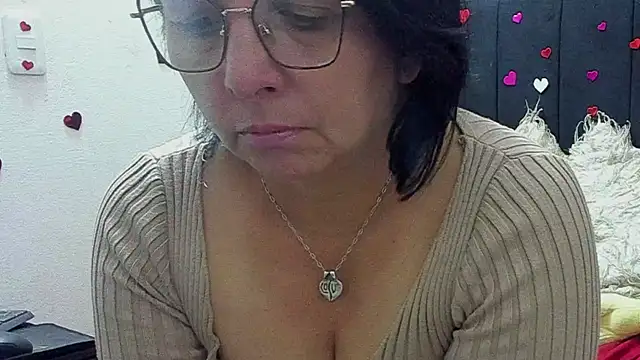 Evaaross 2345 online show from 05.30.26