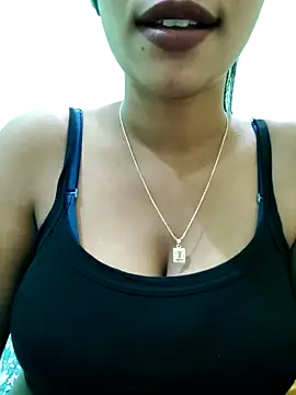 Snapshot of RUPAI009 chatting on 03.19.25 RUPAI009 online show from 03.19.25