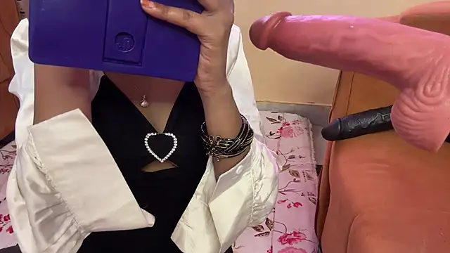 Snapshot of Sheela_oshovadi chatting on 01.18.26 Sheela oshovadi online show from 01.18.26