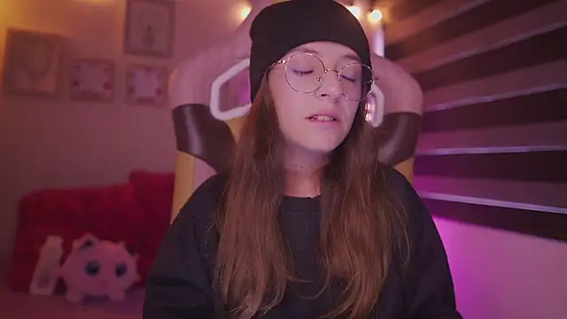 milly kenner online show from 03.07.25