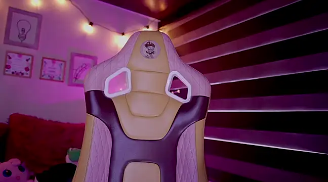 milly kenner online show from 03.14.25