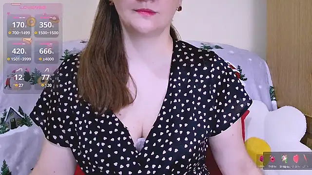 Snapshot of ChubbyMaia chatting on 12.26.24 ChubbyMaia online show from 12.26.24