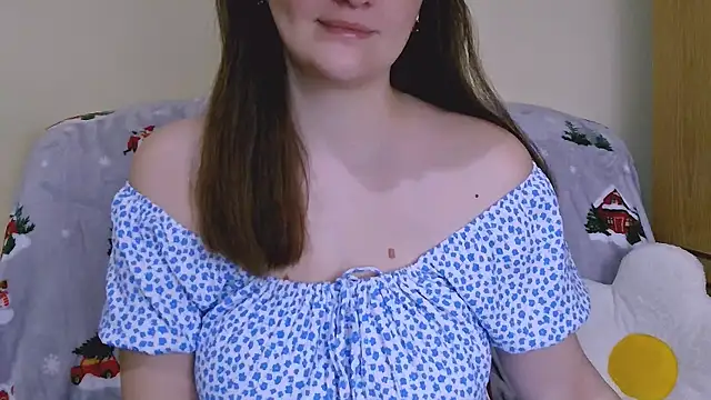 Snapshot of ChubbyMaia chatting on 01.02.25 ChubbyMaia online show from 01.02.25