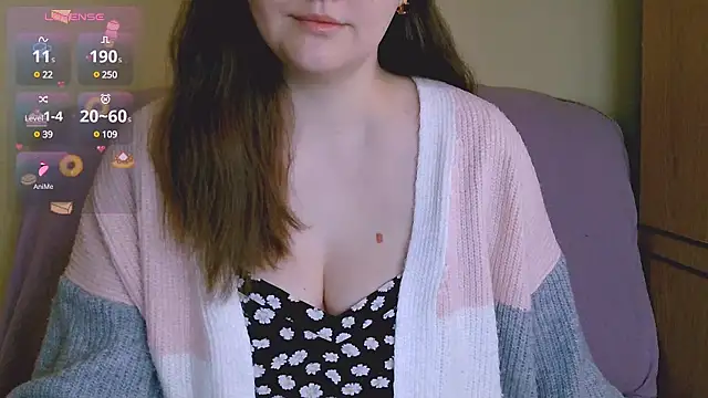 Snapshot of ChubbyMaia chatting on 02.11.25 ChubbyMaia online show from 02.11.25