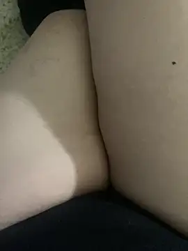 Snapshot of maria22A chatting on 10.19.25 maria22A online show from 10.19.25