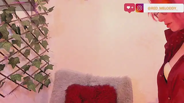 RedMeloddy online show from 10.14.25