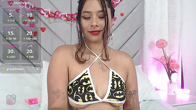 Snapshot of AnnaQueen_ chatting on 02.24.25 AnnaQueen online show from 02.24.25