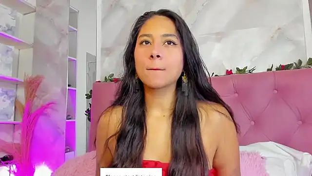 Snapshot of AnnaQueen_ chatting on 10.10.25 AnnaQueen online show from 10.10.25