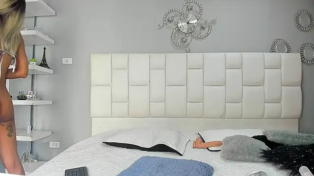 Snapshot of AlessaEcheverri chatting on 01.29.25 AlessaEcheverri online show from 01.29.25