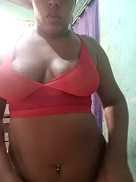 Snapshot of LuahSanthos chatting on 12.16.25 LuahSanthos online show from 12.16.25