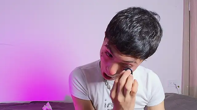 Justyn Ross online show from 09.27.25