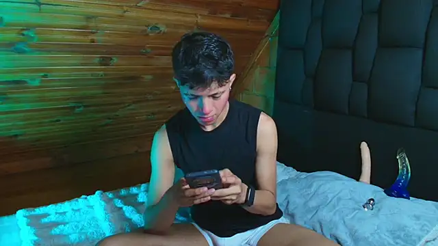 Justyn Ross online show from 11.16.25