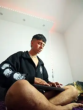 Justyn Ross online show from 04.08.26