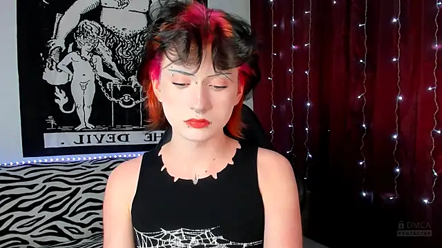 Vailyreb  online show from 12.25.24