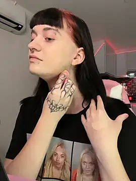 Snapshot of Vailyreb_ chatting on 04.03.26 Vailyreb online show from 04.03.26