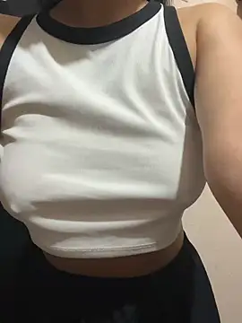  riyaahahaha  online show from 03.11.26