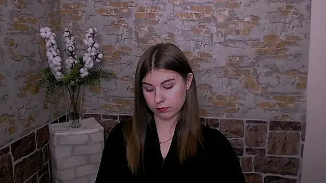 Sweet Doll Luna online show from 12.21.24