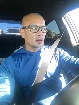 EatMyCake831 online show from 10.28.25