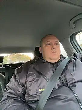 Snapshot of BigromeoXX chatting on 11.07.25 BigromeoXX online show from 11.07.25