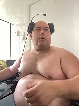 Snapshot of BigromeoXX chatting on 03.29.26 BigromeoXX online show from 03.29.26