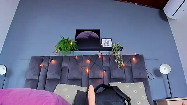 DulceAurora   online show from 05.05.26
