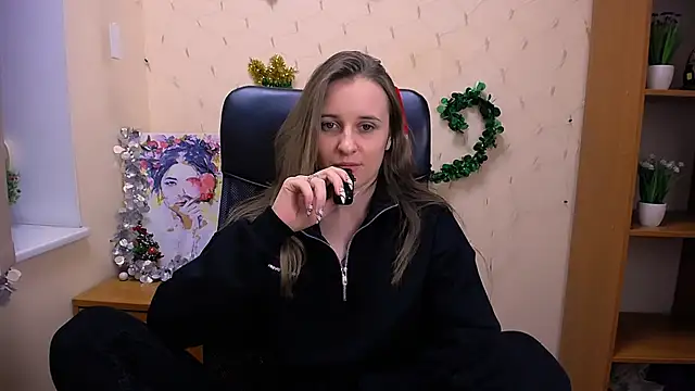 Snapshot of _Nicole_new chatting on 12.11.24  Nicole new online show from 12.11.24