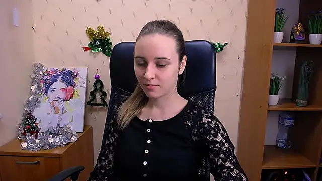 Snapshot of _Nicole_new chatting on 12.21.24  Nicole new online show from 12.21.24