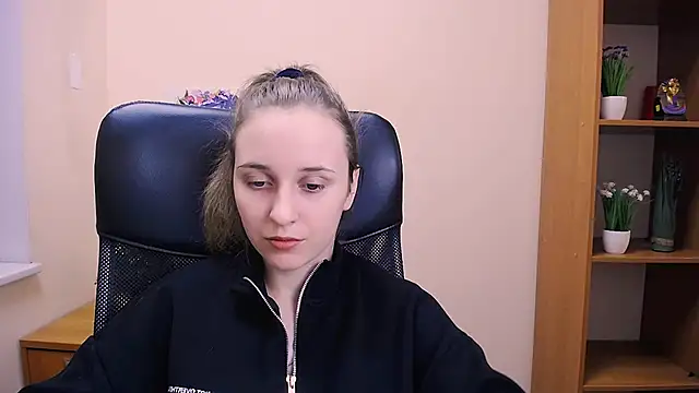 Snapshot of _Nicole_new chatting on 01.24.25  Nicole new online show from 01.24.25