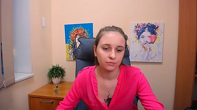 Snapshot of _Nicole_new chatting on 02.26.25  Nicole new online show from 02.26.25