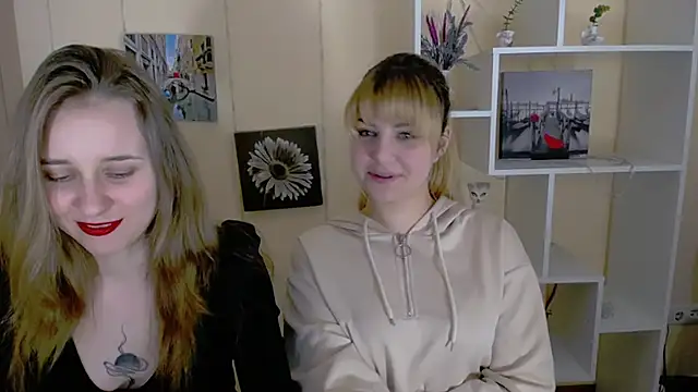 Snapshot of _Nicole_new chatting on 03.13.25  Nicole new online show from 03.13.25