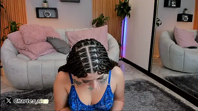 Snapshot of Aixaa_charles chatting on 10.15.25 Aixaa charles online show from 10.15.25