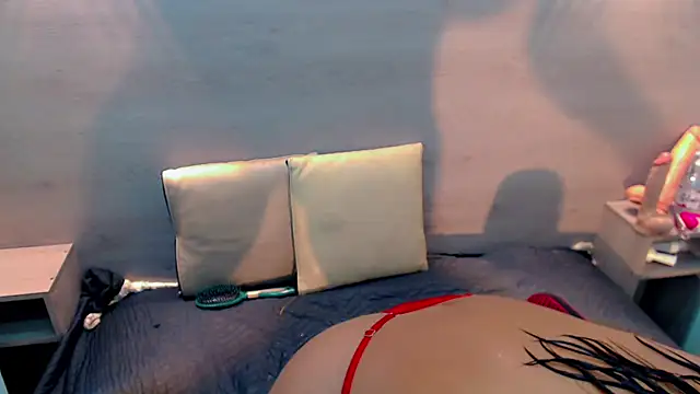 Isalombardi online show from 02.16.25