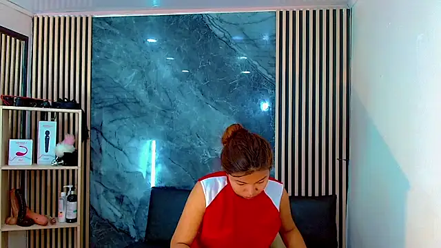 Isalombardi online show from 10.23.25