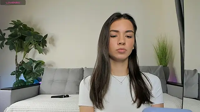 Snapshot of NicoleLuv chatting on 12.02.24 NicoleLuv online show from 12.02.24