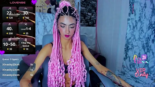 Queen Cuarxxo online show from 04.21.26