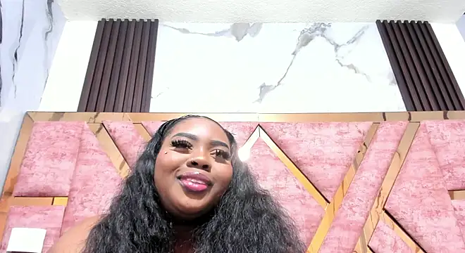mia alvares online show from 07.24.26