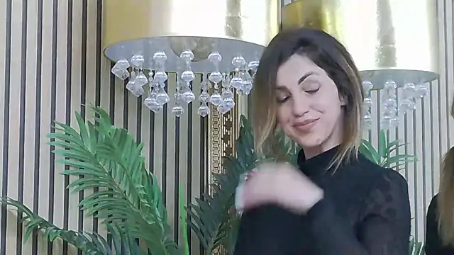 EmaSkyes online show from 03.14.25