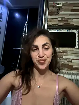 EmaSkyes online show from 10.19.25