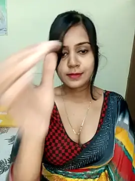Snapshot of Miss-Riyasingh chatting on 12.23.25 Miss-Riyasingh online show from 12.23.25