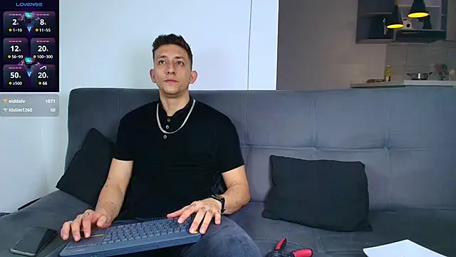 Maykol Victoriasr online show from 02.12.25