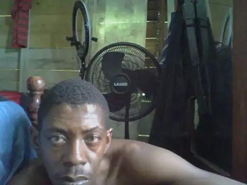 Snapshot of PELOVER chatting on 09.08.25 PELOVER online show from 09.08.25