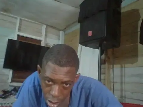 Snapshot of PELOVER chatting on 10.18.25 PELOVER online show from 10.18.25