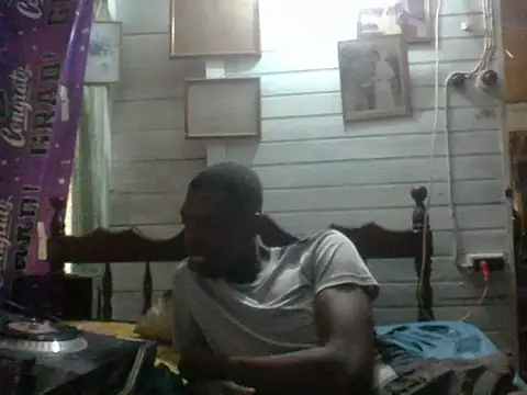 Snapshot of PELOVER chatting on 10.27.25 PELOVER online show from 10.27.25
