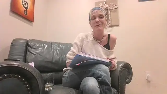 AddieAssets online show from 12.27.24