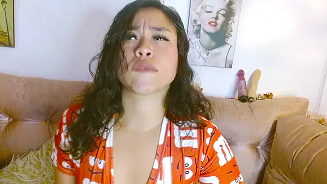 hinataleecs online show from 12.28.24