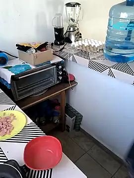 EmpaticBolillo online show from 11.08.25