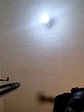 Snapshot of BriannaVincent chatting on 11.28.25 BriannaVincent online show from 11.28.25