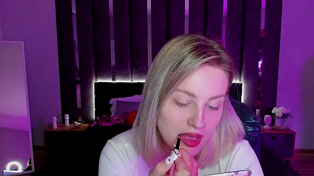  Sarah Soul  online show from 03.15.25